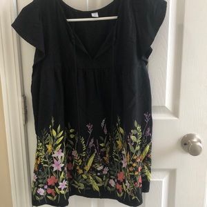 Old navy floral blouse
